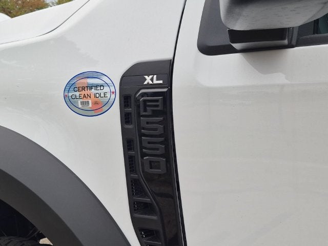 2027 Ford F-550SD XL DRW