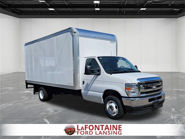 2026 Ford E-450SD Base