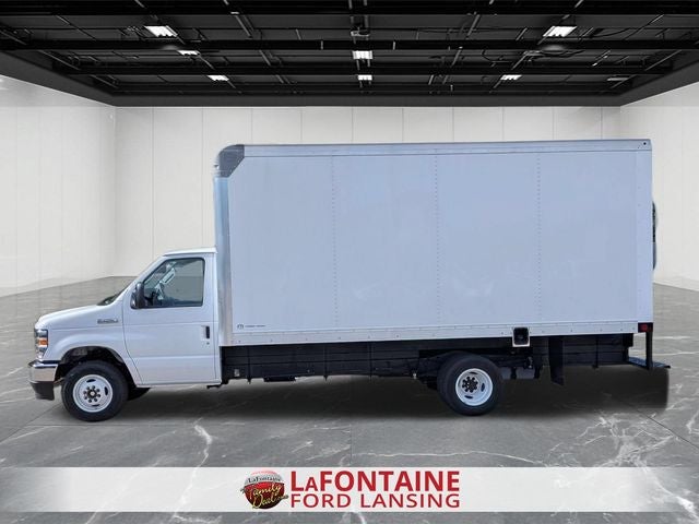 2027 Ford E-450SD Base