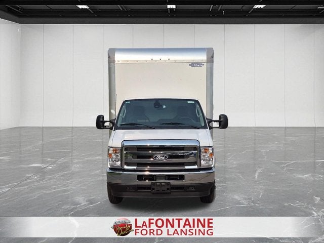 2027 Ford E-450SD Base