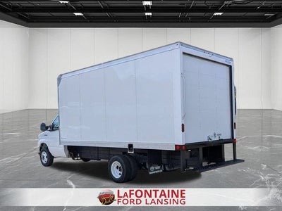 2027 Ford E-450SD Base