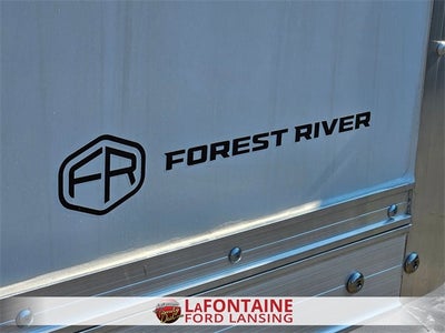 2026 Ford E-450SD Base