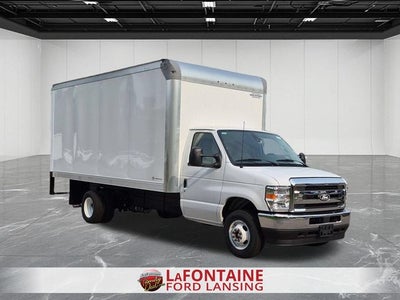 2027 Ford E-450SD Base