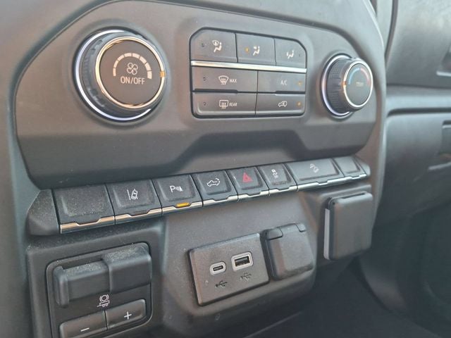 2024 Chevrolet Silverado 2500HD Custom