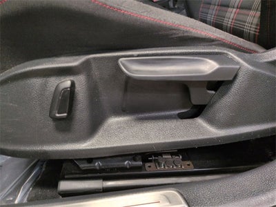 2016 Volkswagen Golf GTI S w/Performance Package