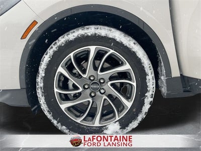 2022 Lincoln Corsair Standard AWD