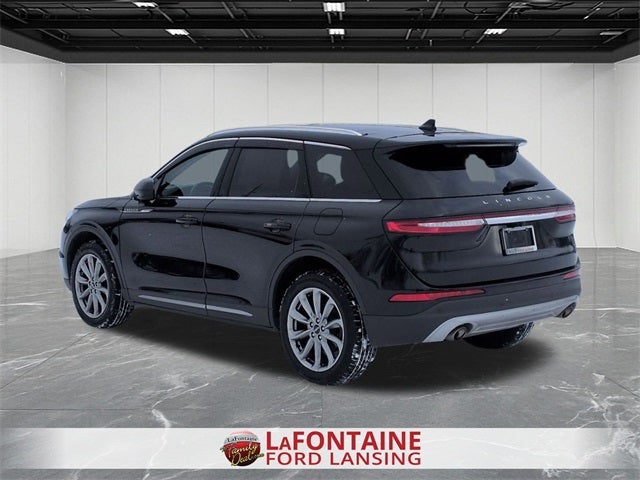 2022 Lincoln Corsair Standard