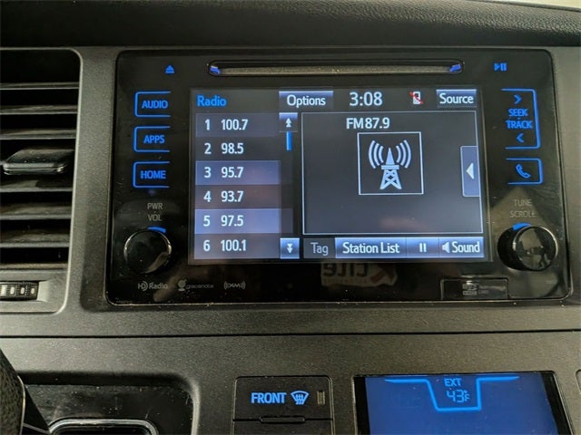 2017 Toyota Sienna XLE