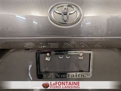 2017 Toyota Sienna XLE