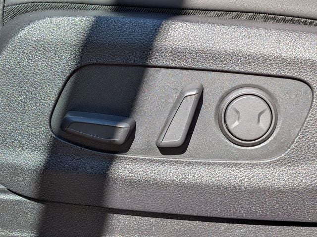 2023 Kia Carnival LX Seat Package