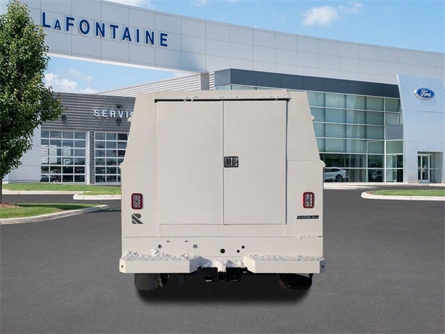 2025 Ford F-250SD XL 8' READING ENCLOSED SERVICE BODY