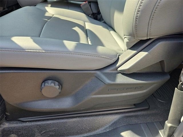 2025 Ford F-250SD XL 8' SERVICE BODY