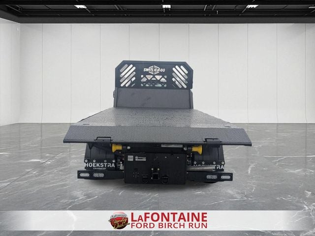 2025 Ford F-600SD XL