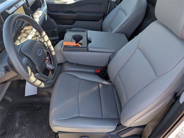 2025 Ford F-600SD 13' Knapheide KMT1 30' 8630 Stellar crane