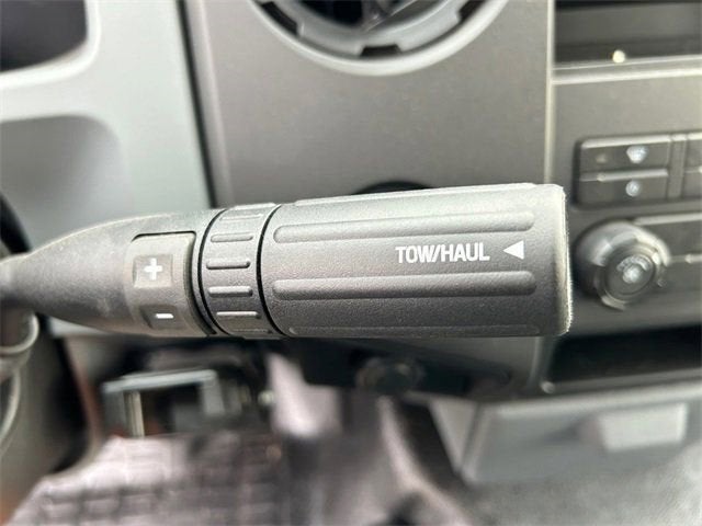 2025 Ford F-750SD 10' CHRYSTEL HYDROLIC DUMP