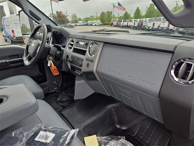 2026 Ford F-750SD Base