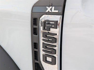 2026 Ford F-550SD DRW