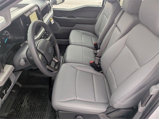 2026 Ford F-550SD DRW