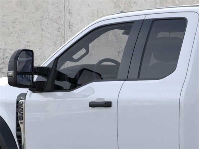 2026 Ford F-550SD DRW