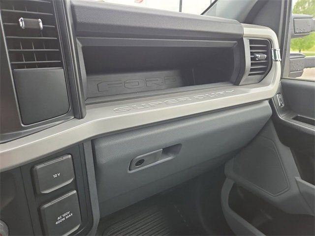 2025 Ford F-450SD XL 12' READING LANDSCAPER WITH TARP