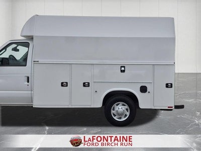 2027 Ford E-350SD Base Cutaway