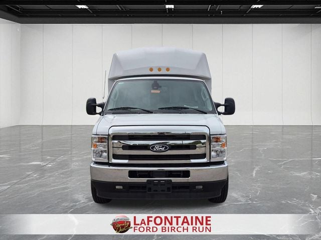 2027 Ford E-350SD Base Cutaway