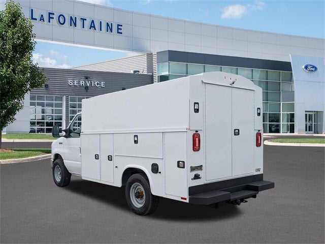 2026 Ford E-350SD Base Cutaway