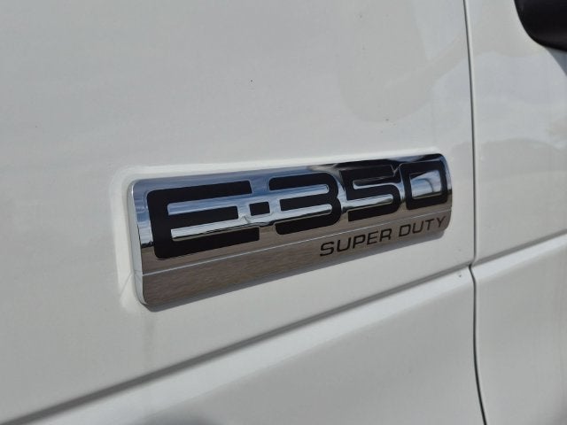 2027 Ford E-350SD Base Cutaway