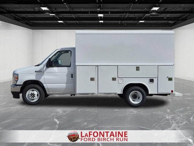2027 Ford E-350SD Base Cutaway