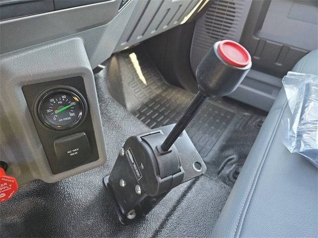 2025 Ford F-750SD Base 10' Chrysteel Dump