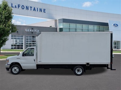 2026 Ford E-450SD Base