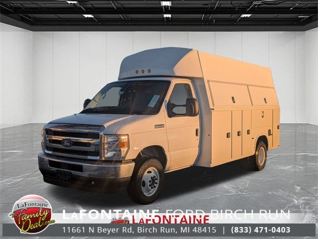 2026 Ford E-450SD Base