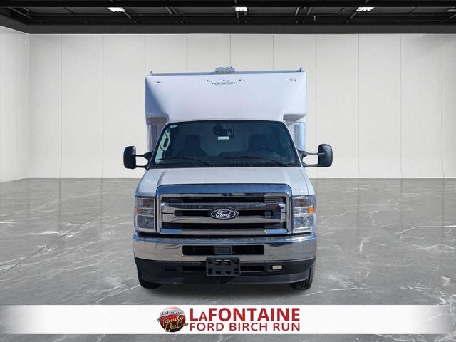 2026 Ford E-450SD Base