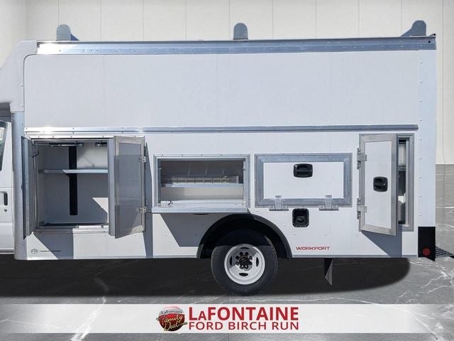 2026 Ford E-450SD Base