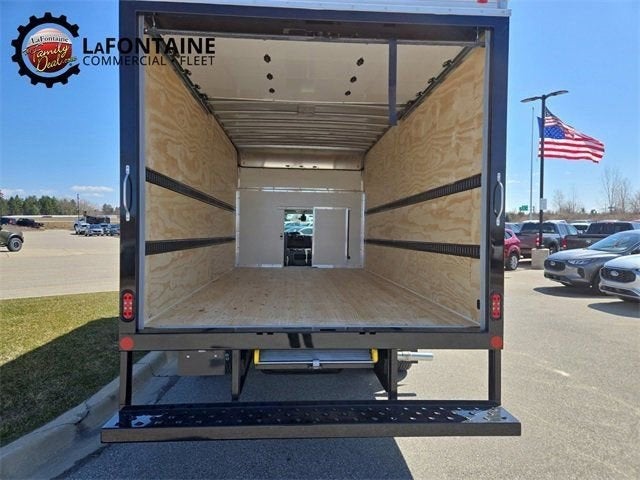 2026 Ford E-450SD Base