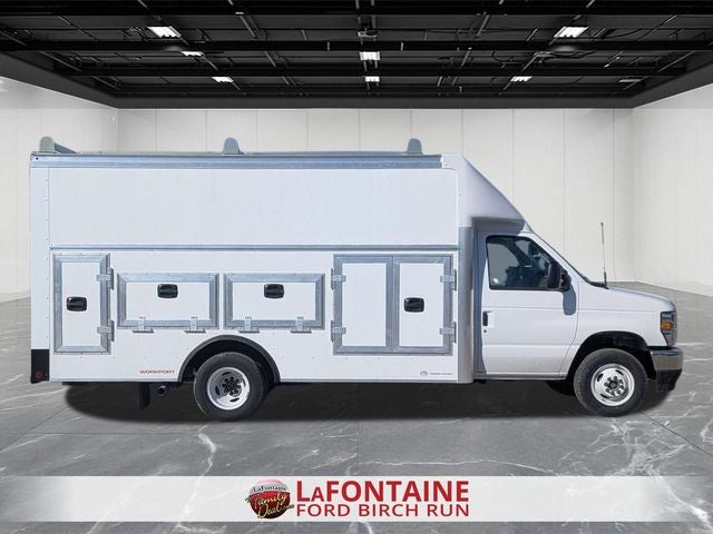 2026 Ford E-450SD Base