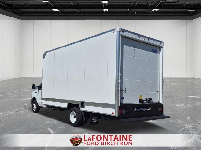 2027 Ford E-450SD Base