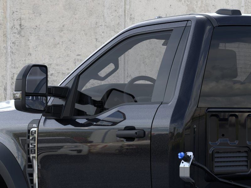 2026 Ford F-450SD In-Transit
