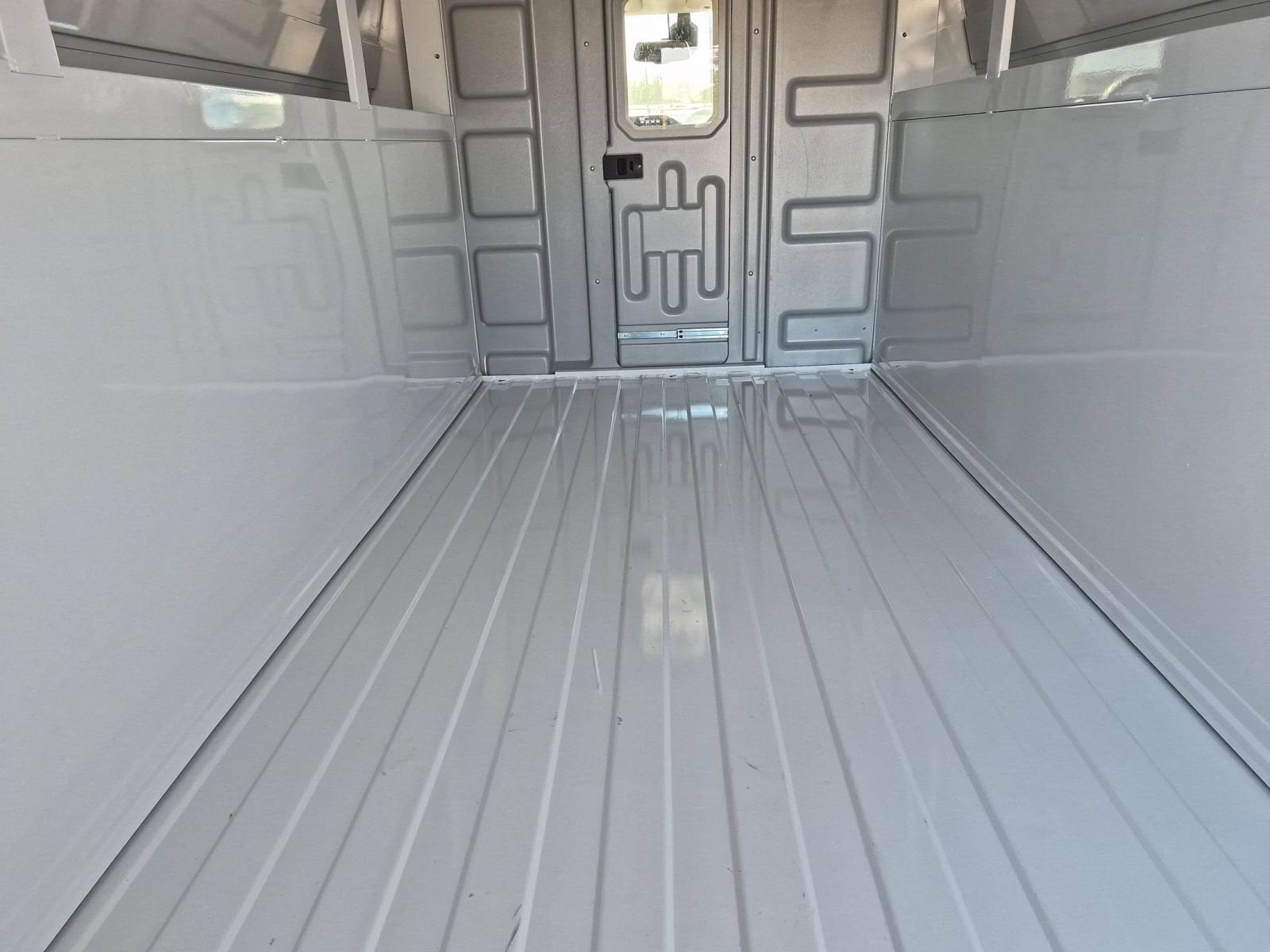 2027 Ford E-350 Knapheide Service Body