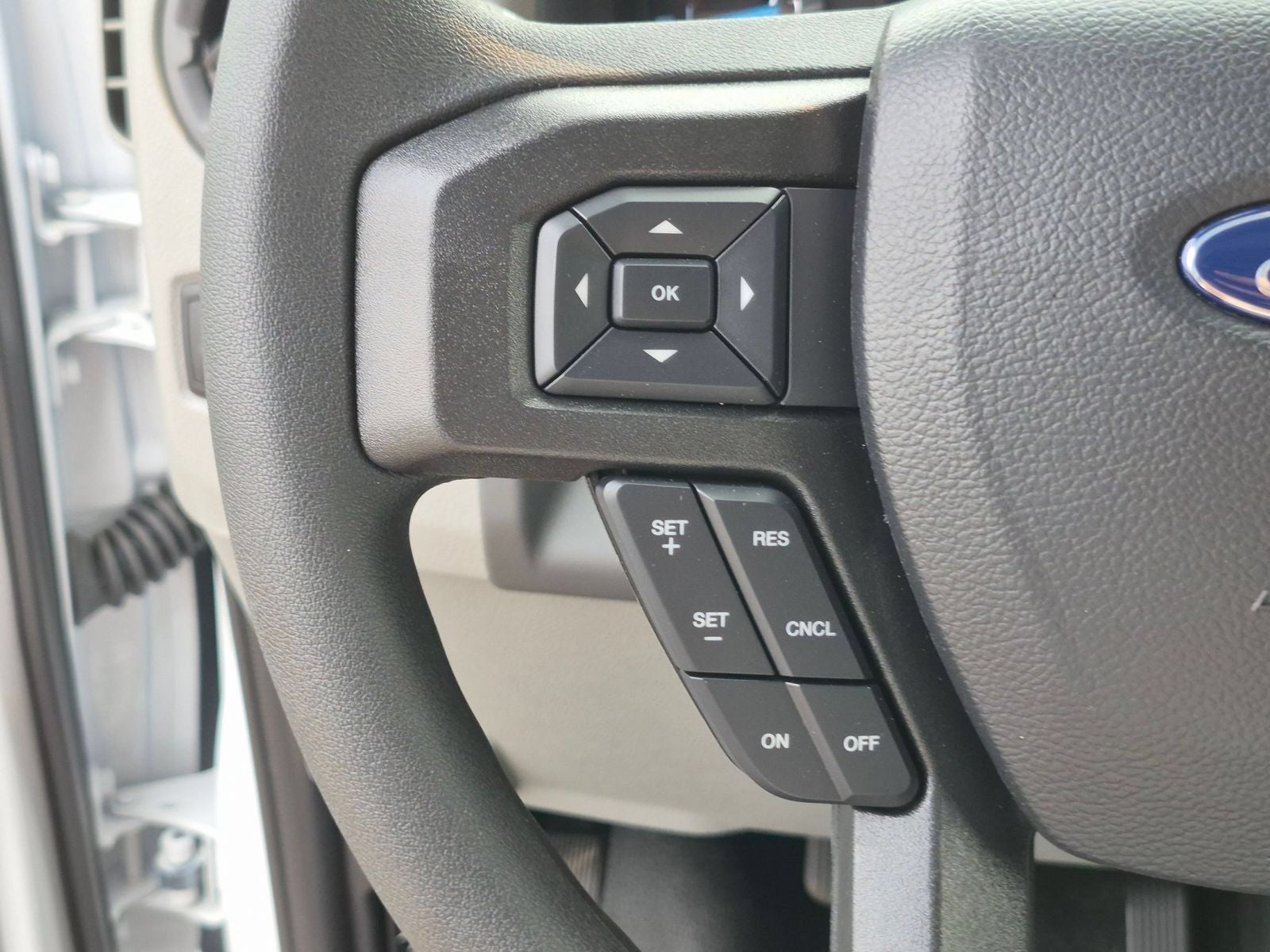 2027 Ford E-350SD Base Cutaway