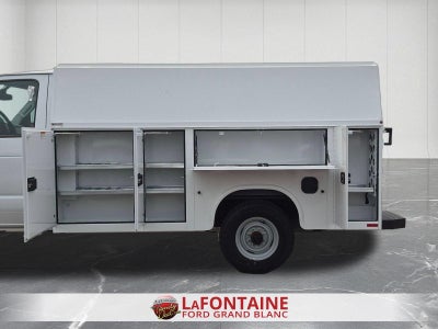 2027 Ford E-350SD Base Cutaway
