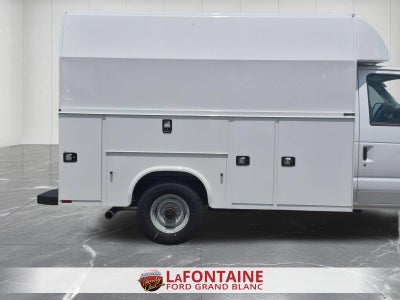 2027 Ford E-350SD Base Cutaway