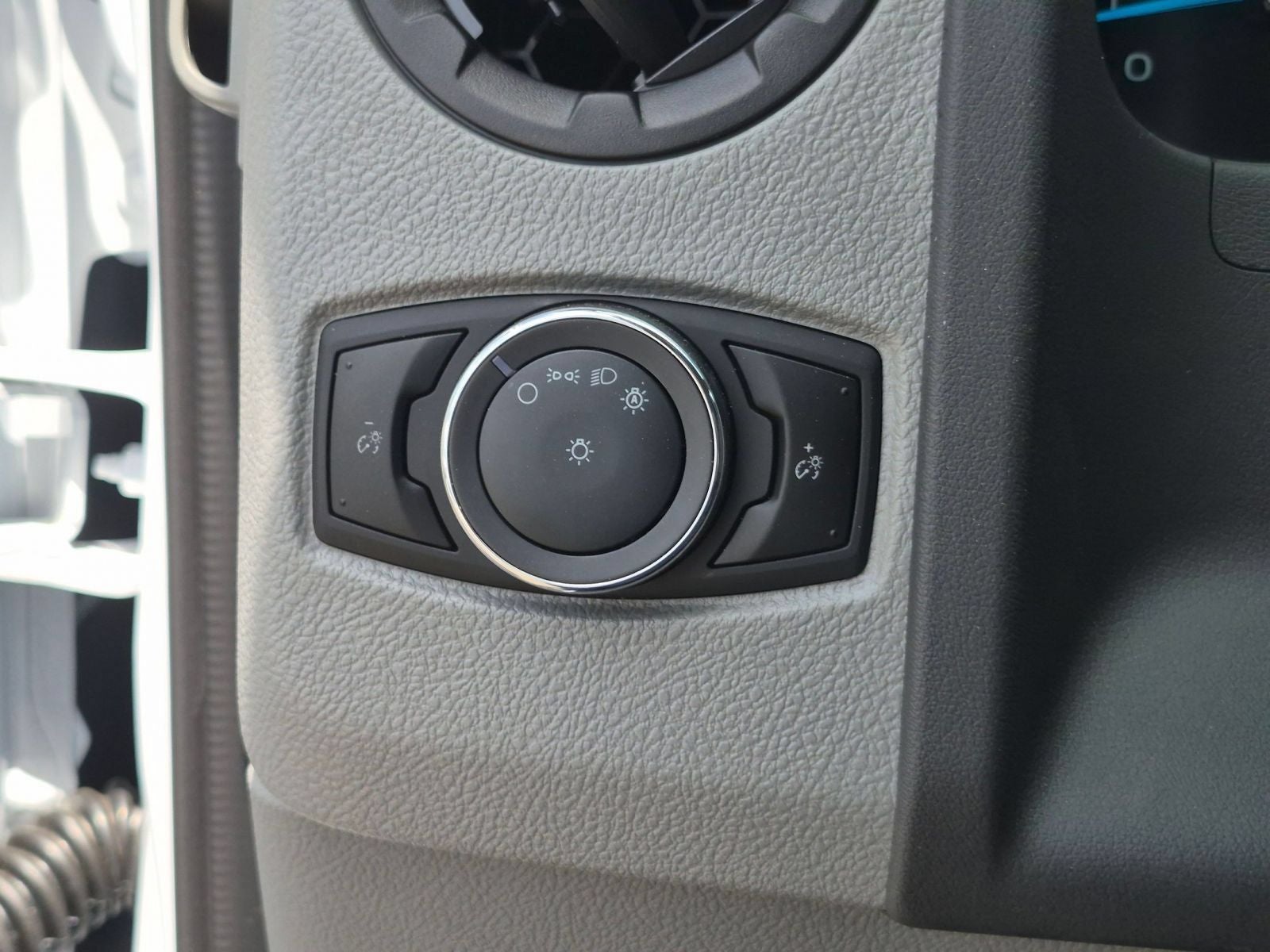 2027 Ford E-450SD Base