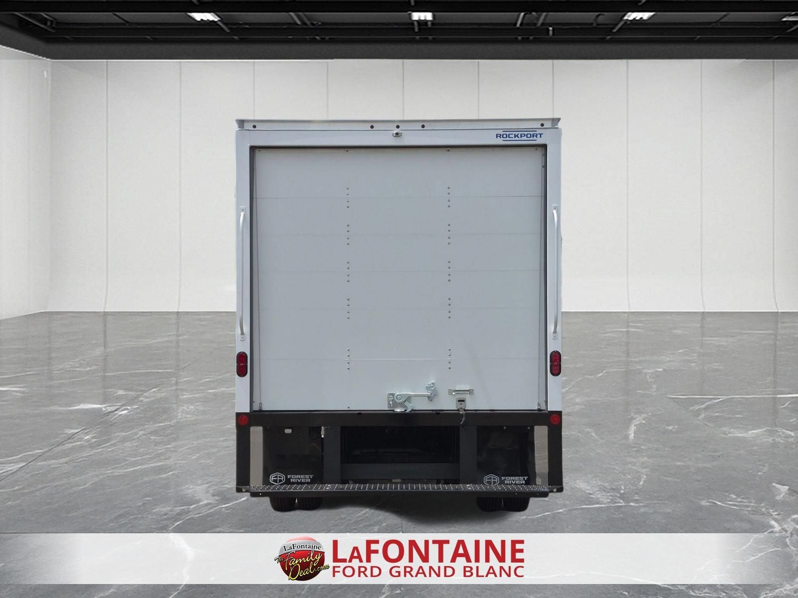 2027 Ford E-450SD Base