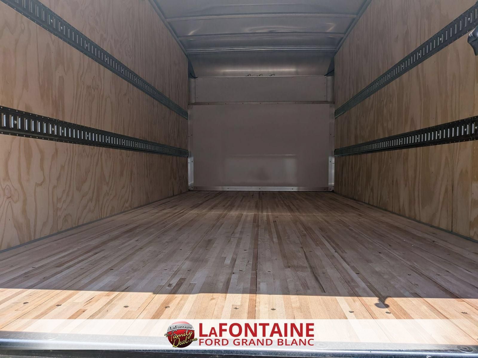 2027 Ford E-450SD Base