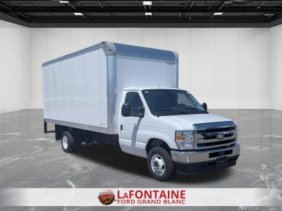 2027 Ford E-450SD Base