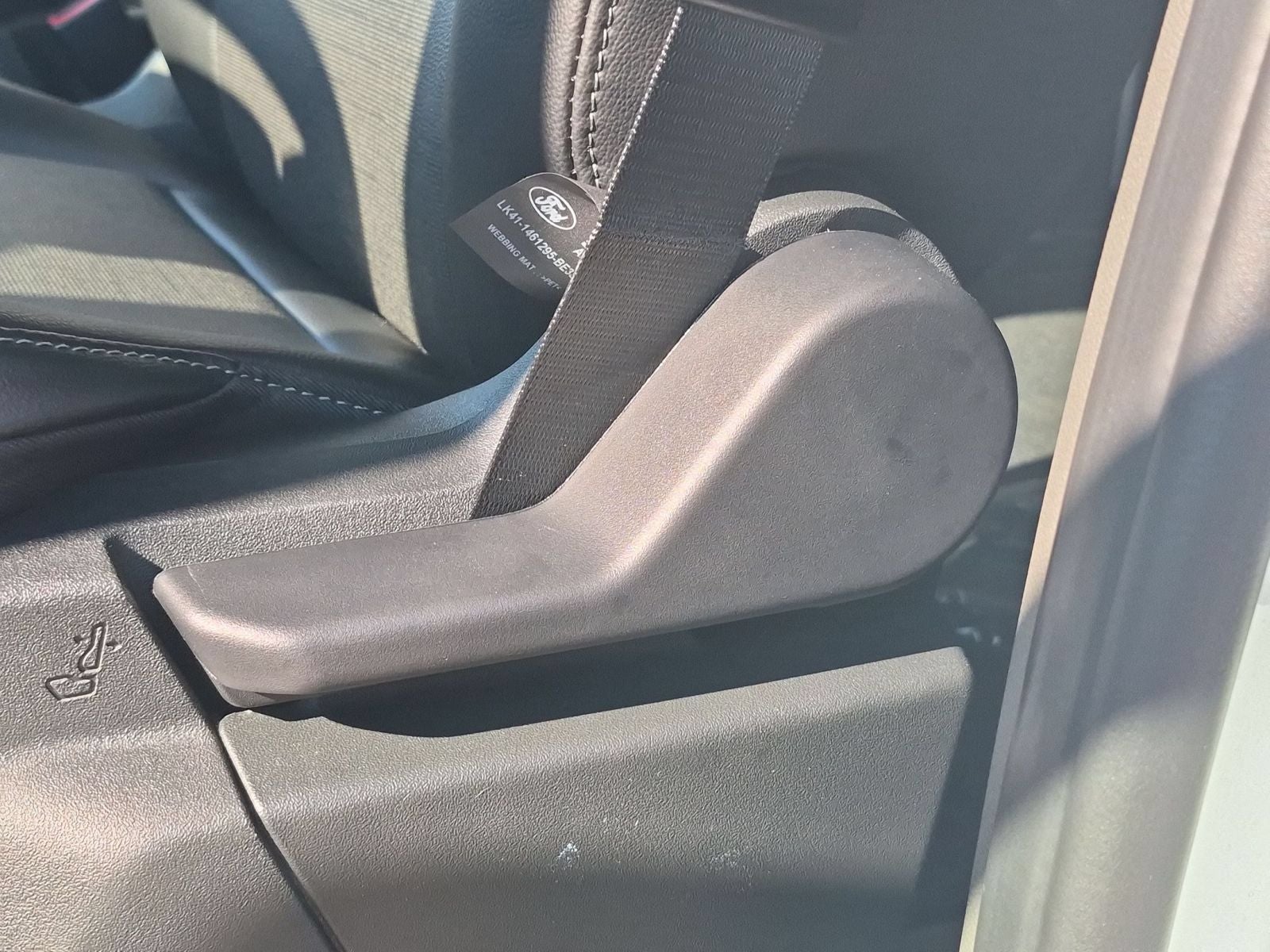 2027 Ford Transit-250 Base