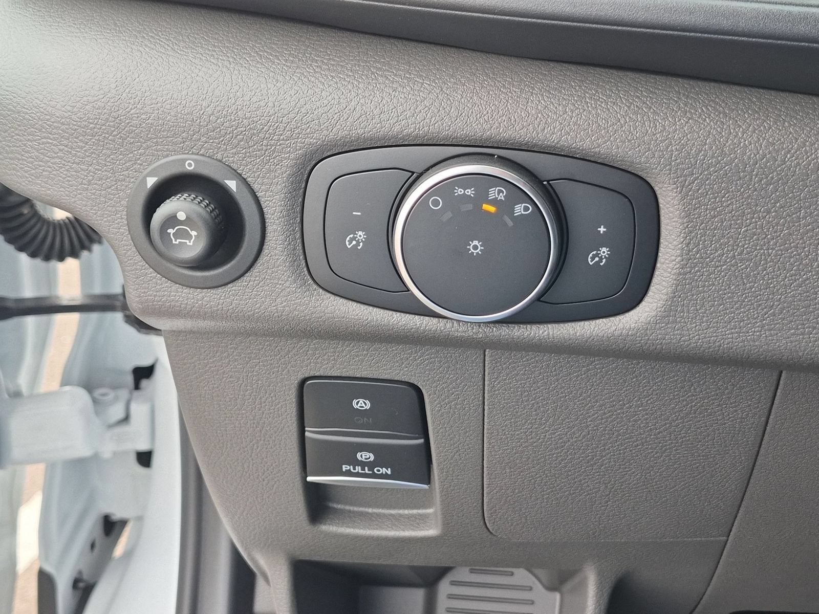 2027 Ford Transit-250 Base