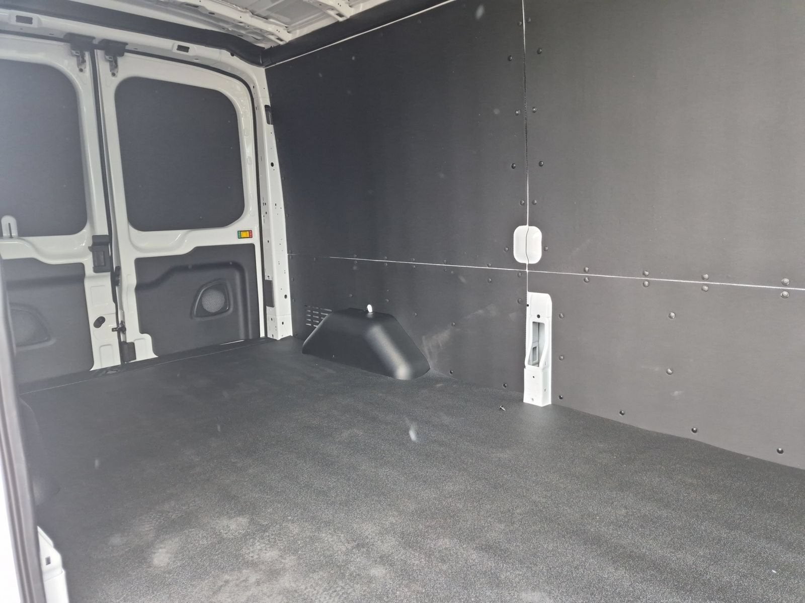 2027 Ford Transit-250 Base