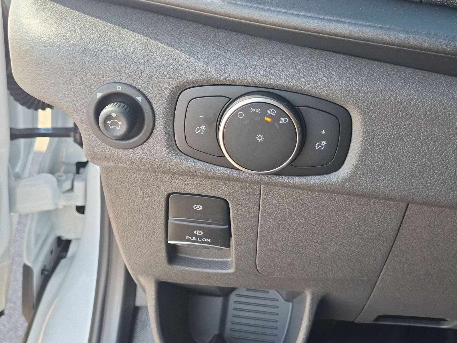 2027 Ford Transit-150 Base
